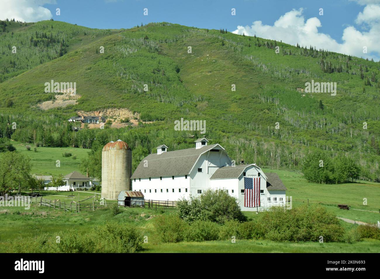 Idyllic farm hi-res stock photography and images - Alamy