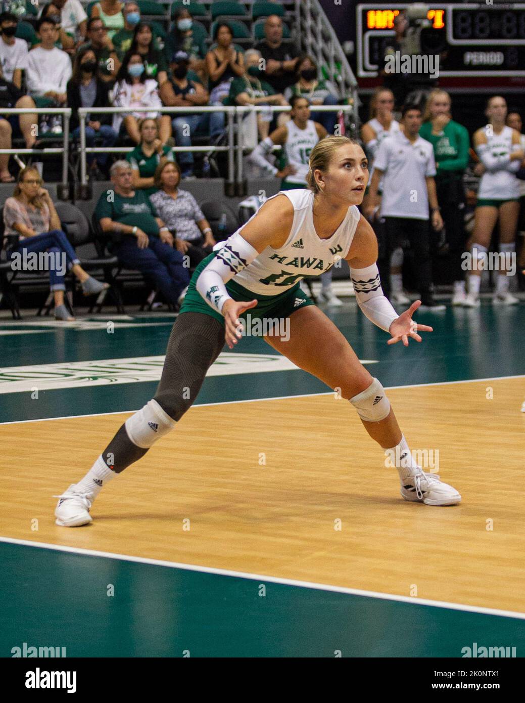 September 4, 2022 Hawaii setter Kate Lang (10) awaits the play to