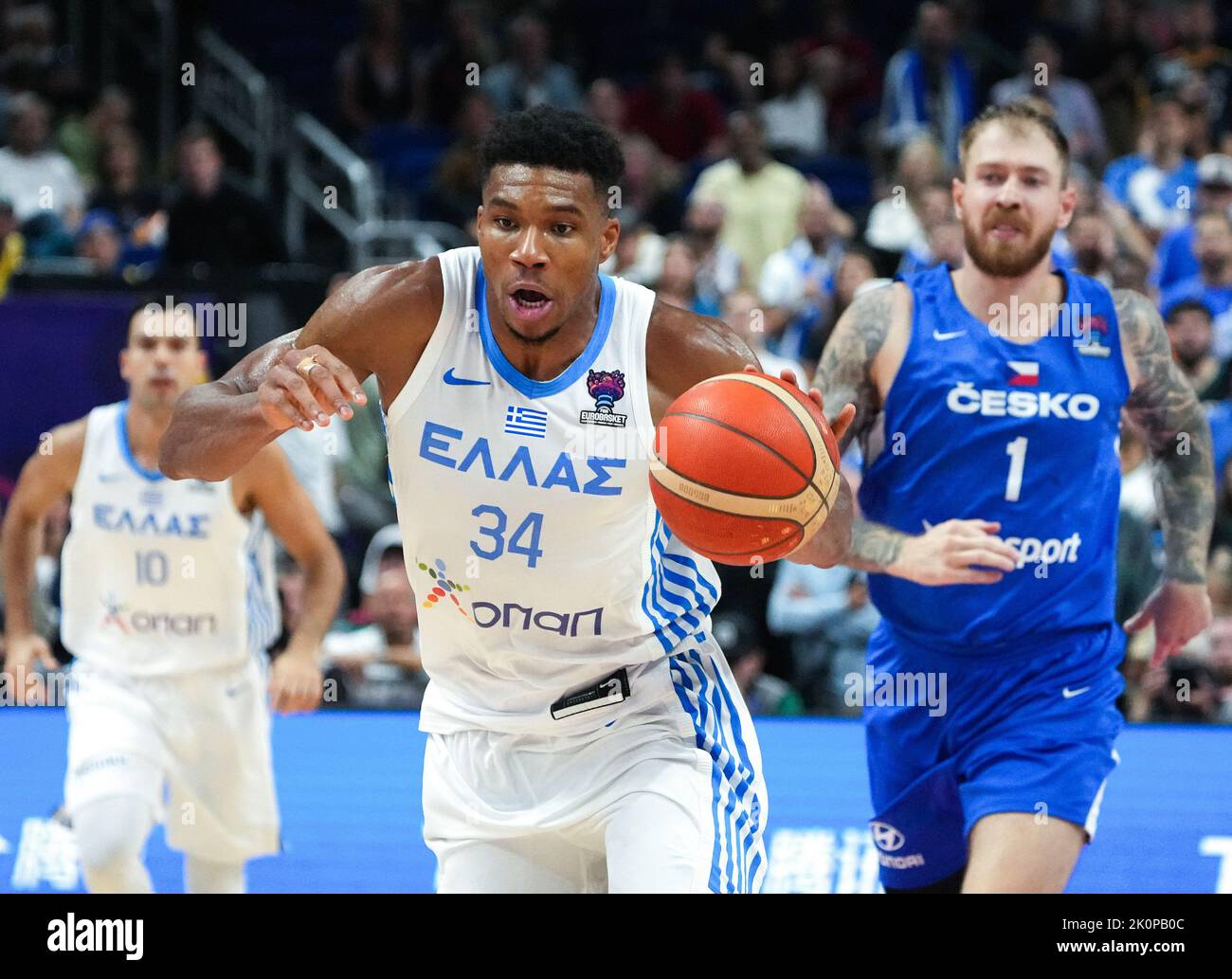 Giannis antetokounmpo greece hi-res stock photography and images - Alamy