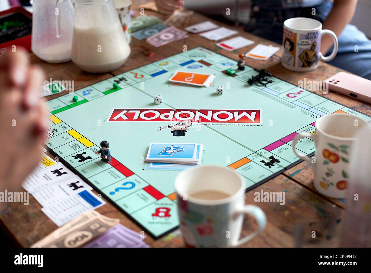Monopoly (Spanish version Stock Photo Alamy