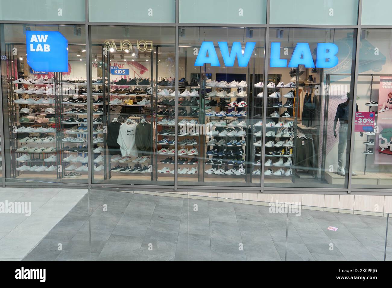 Aw lab roma via del corso online