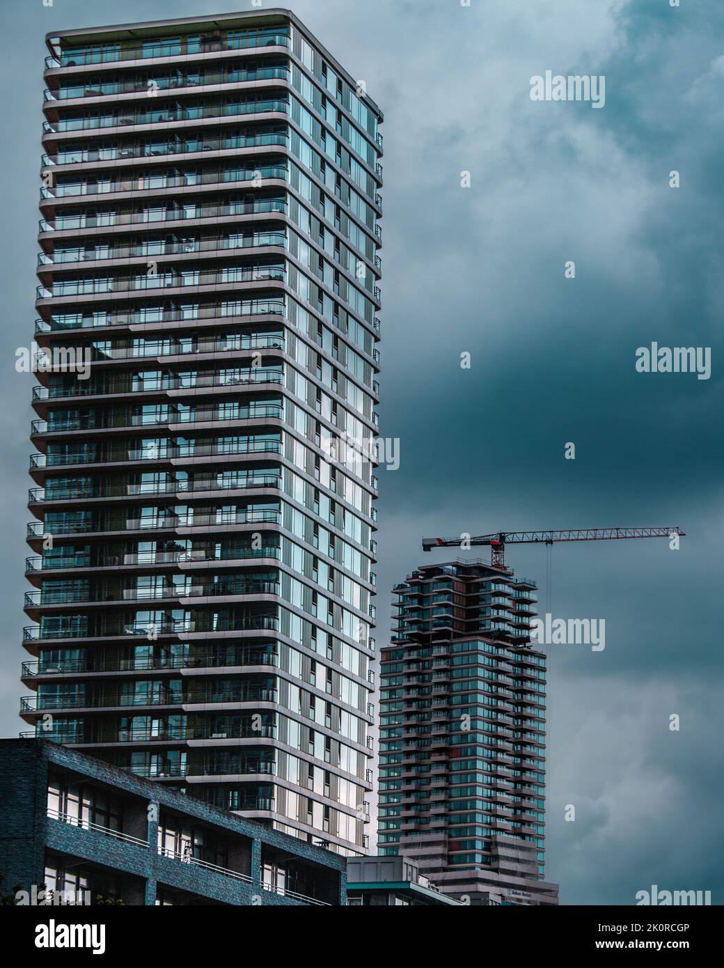Vertical shot buildings city hi-res stock photography and images - Alamy