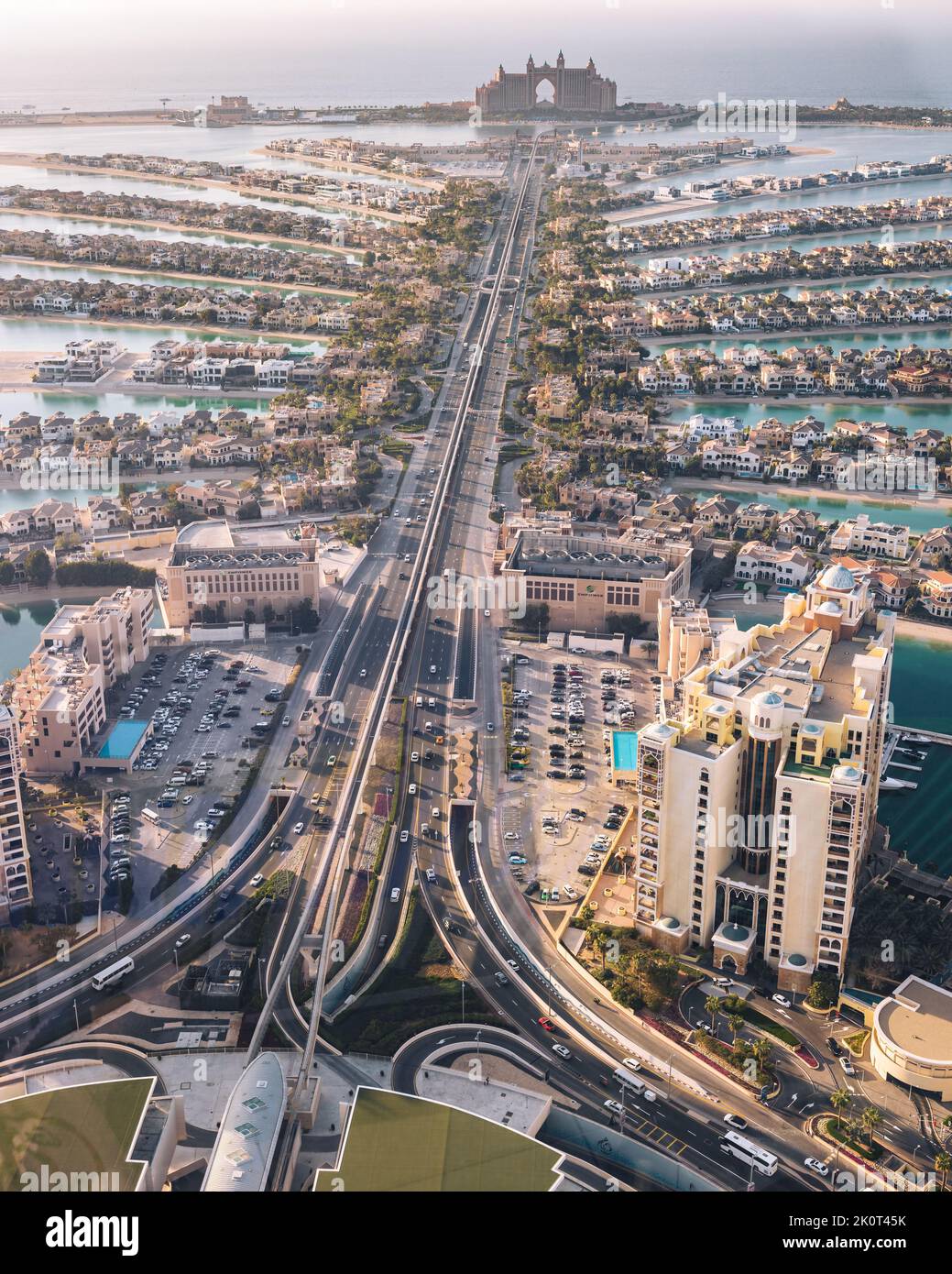 Aerial view the palm dubai hi-res stock photography and images - Alamy