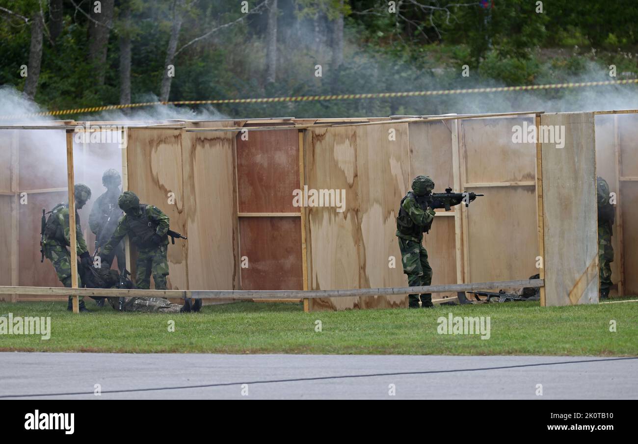 Combat equipment display hi-res stock photography and images - Alamy