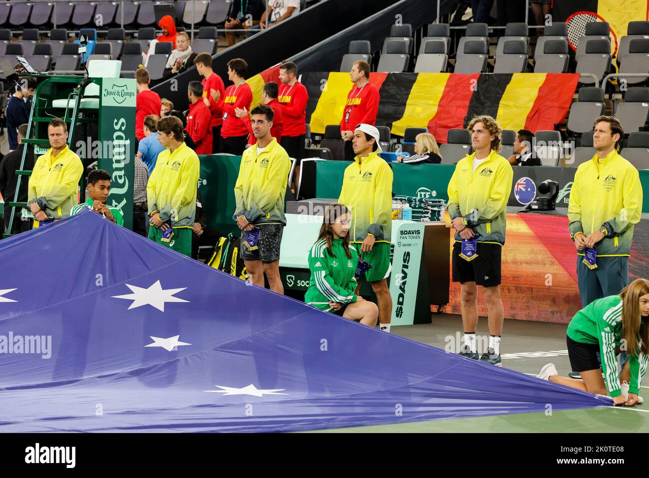 Hamburg, Germany, 13th Sep, 2022. The australian Team stands together during the group stage match between Belgium and Australia at the 2022 Davis Cup finals in Hamburg, Germany. Photo credit: Frank Molter/Alamy Live news Stock Photo