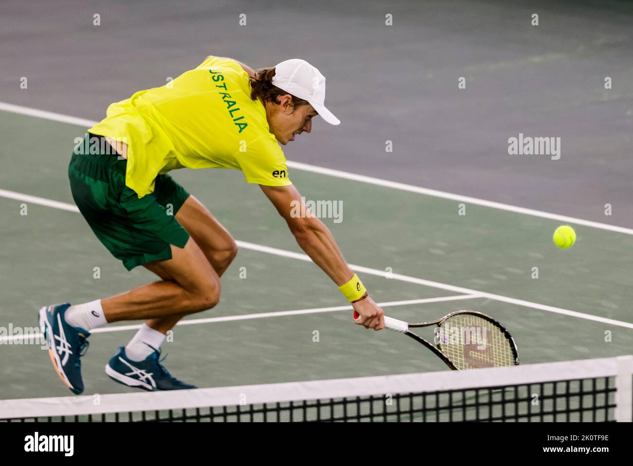 Hamburg, Germany, 13th Sep, 2022. Alex de Minaur is in action during the group stage match between Belgium and Australia at the 2022 Davis Cup finals in Hamburg, Germany. Photo credit: Frank Molter/Alamy Live news Stock Photo