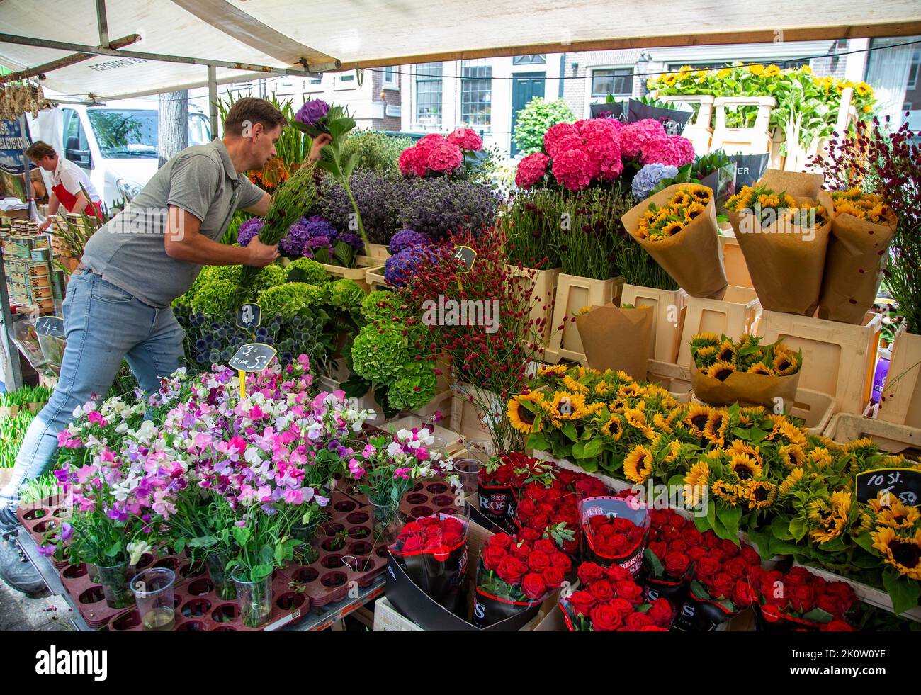 Flower shop in an outdoor market in Amsterdam Stock Photo