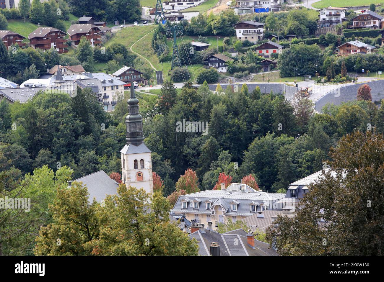 Clocher à bulbe. Eglise Saint-Gervais-et-Protais. Station touristique de Saint-Gervais-les-Bains. Haute-Savoie. Auvergne-Rhône-Alpes. France. Europe. Stock Photo