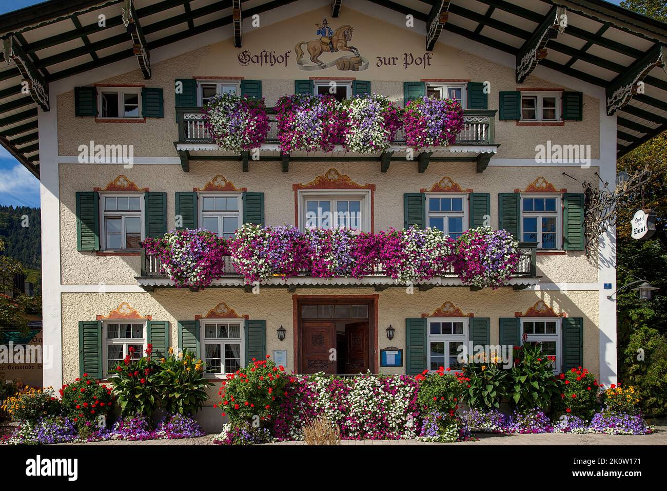 DE - BAVARIA: Hotel zur Post in Bad Wiesee am Tegernsee, Oberbayern, Germany Stock Photo