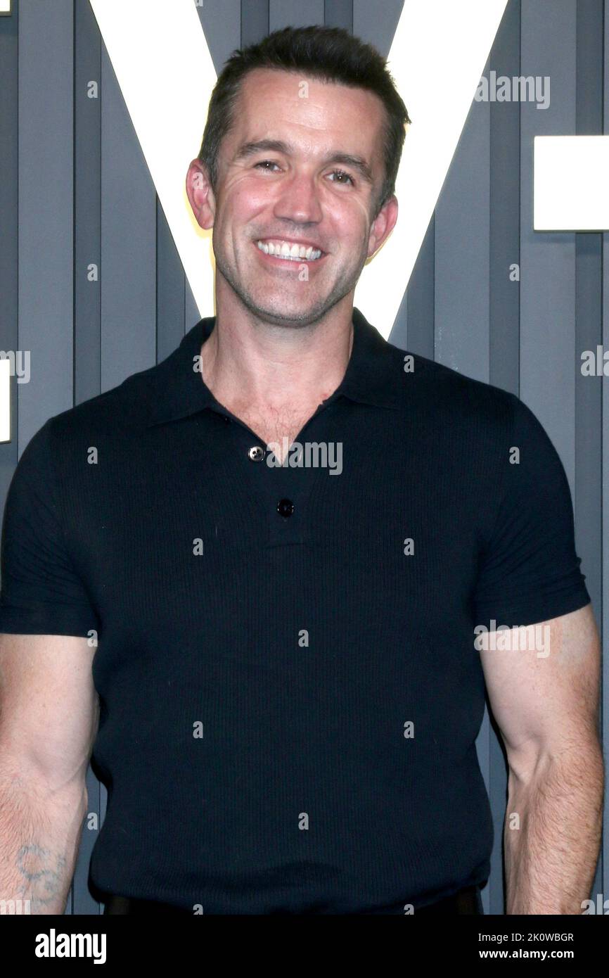 LOS ANGELES - SEP 12: Rob McElhenney at the Apple TV+ Primetime Emmy