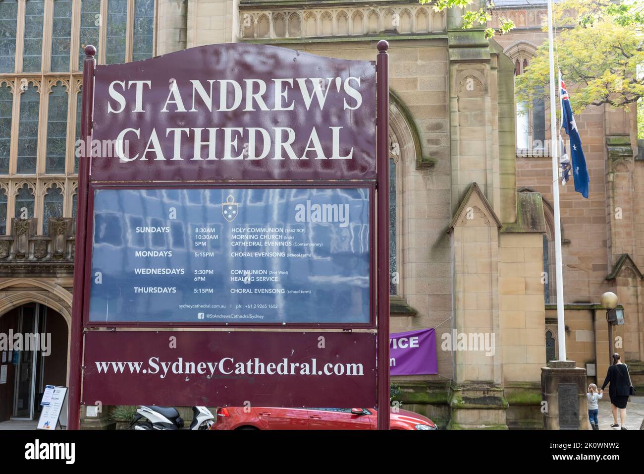 St Andrew's Cathedral in George Street Sydney, Australia. 13th Sep, 2022. cathedral opening times for people wishing to sign the book of condolences following the death of Her Majesty Queen Elizabeth II Credit: martin berry/Alamy Live News Stock Photo
