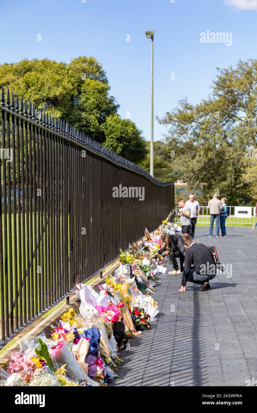 Queen Elizabeth II death, mourners in Sydney leave flowers and cards outside Government House in Sydney,NSW,Australia Stock Photo