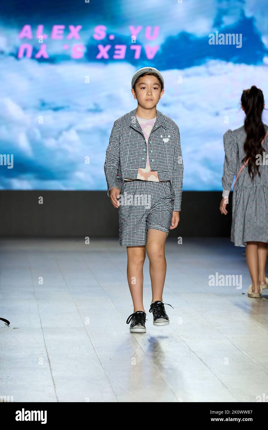 New York, NY, USA. 11th Sep, 2022. Alex S. Yu presents his runway ...