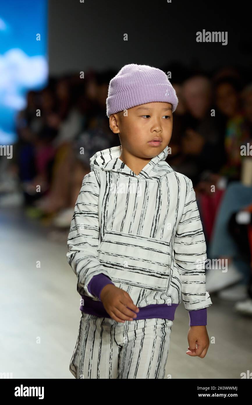 New York, NY, USA. 11th Sep, 2022. Alex S. Yu presents his runway ...