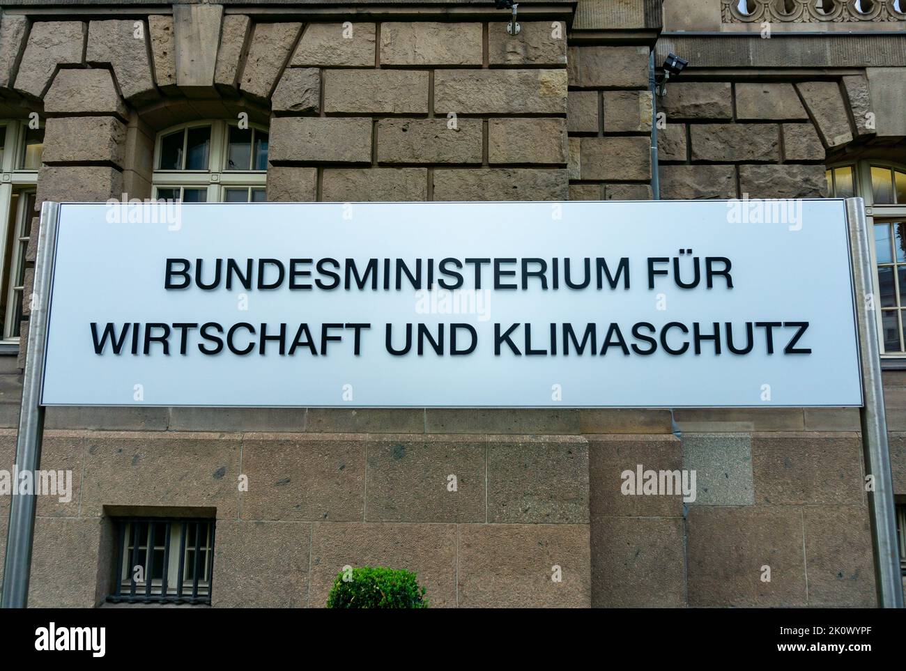 Das Bundesministerium für Wirtschaft und Klimaschutz (Hauptsitz in Berlin) Stock Photo