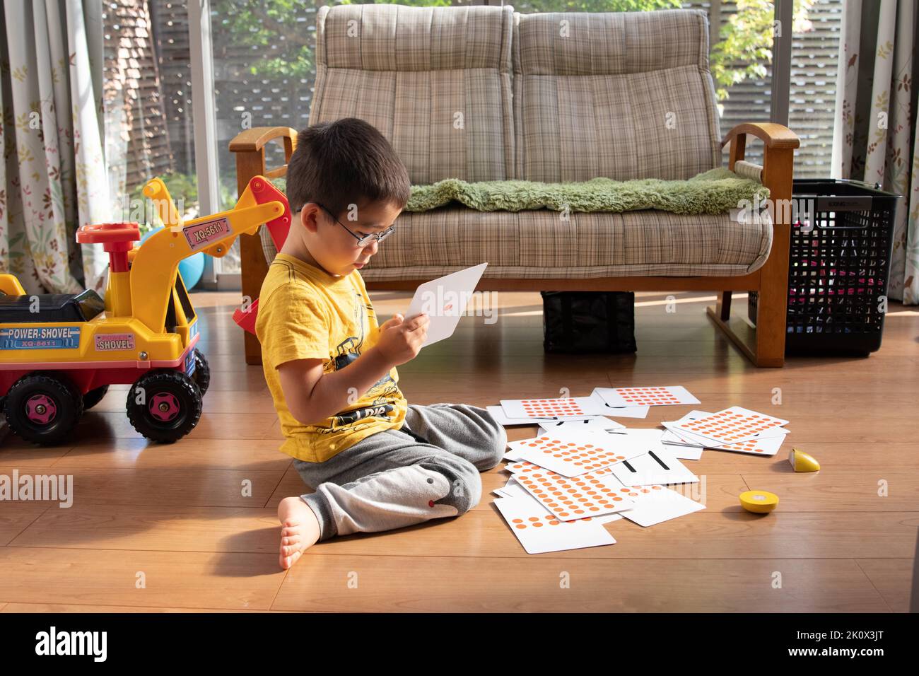 Learn by flashcards hi-res stock photography and images - Alamy
