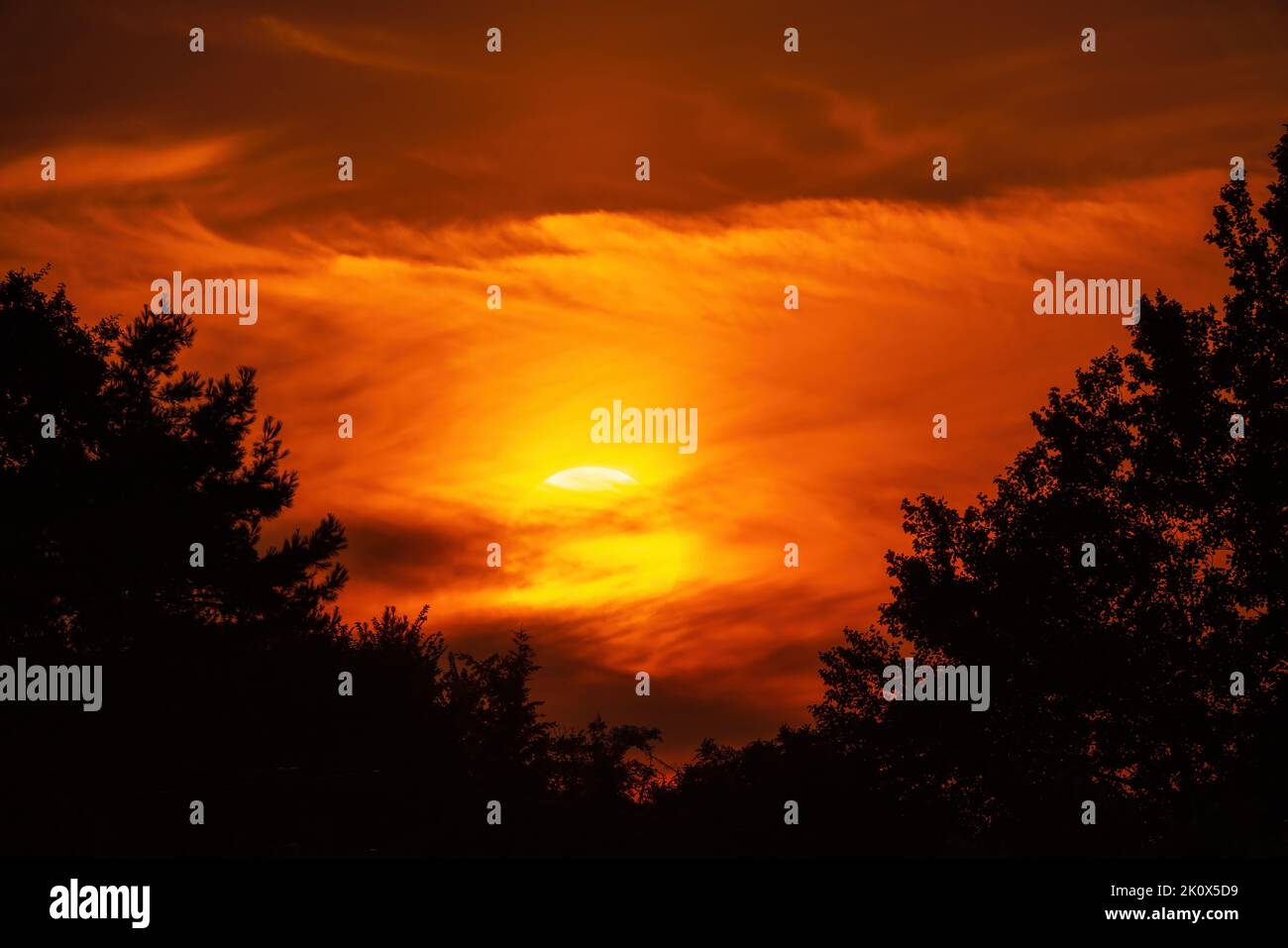 Beautiful sunset sky with clouds Stock Photo - Alamy