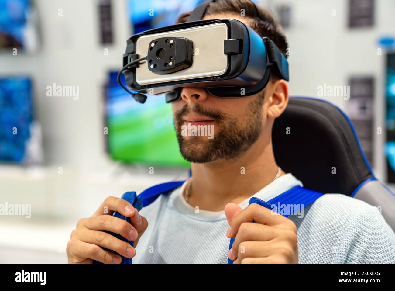 Patrick Using Vr Man using vr goggles hi-res stock photography and images - Alamy