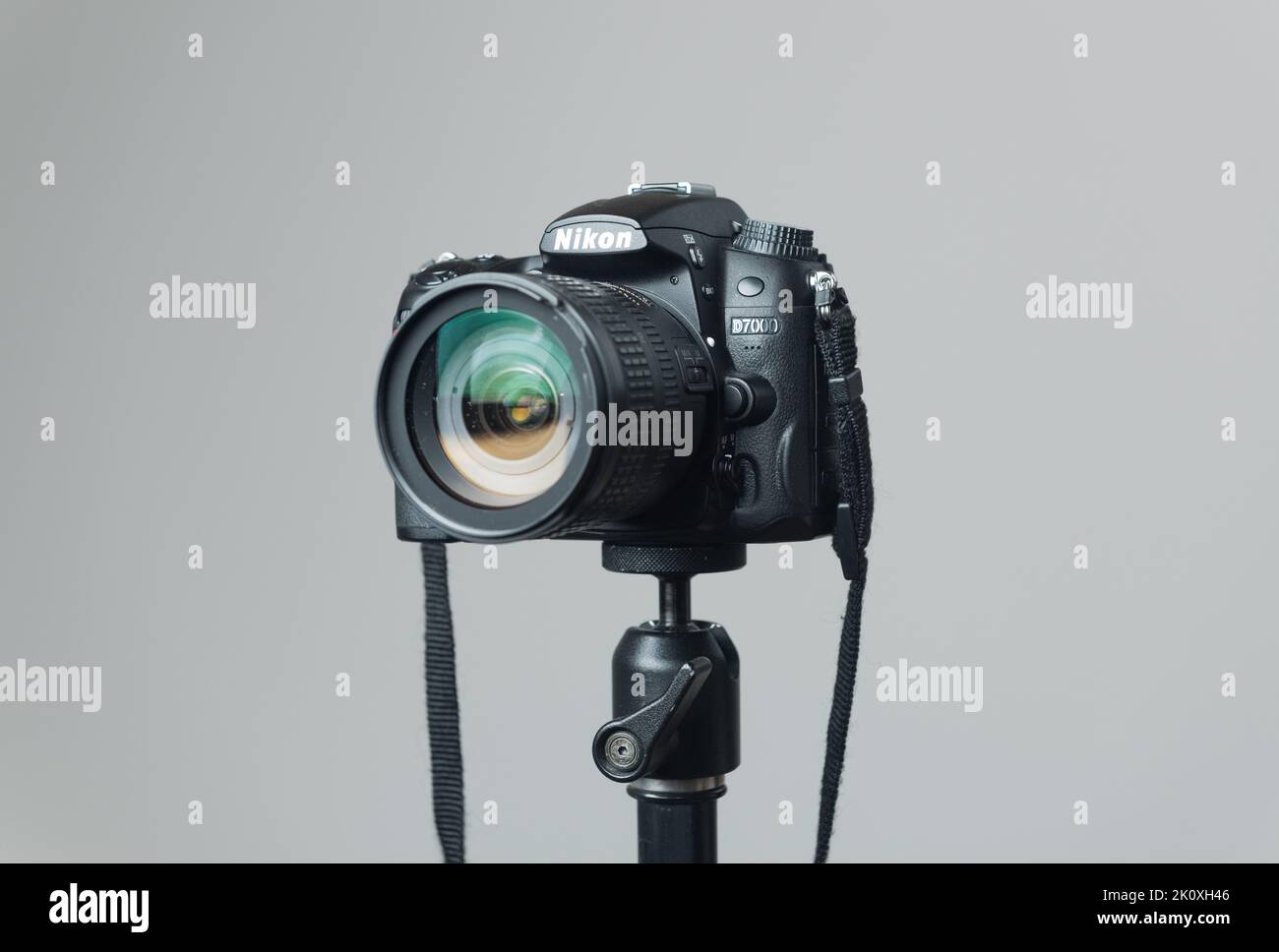 Nikon DSLR D7000 digital camera on a tripod Stock Photo