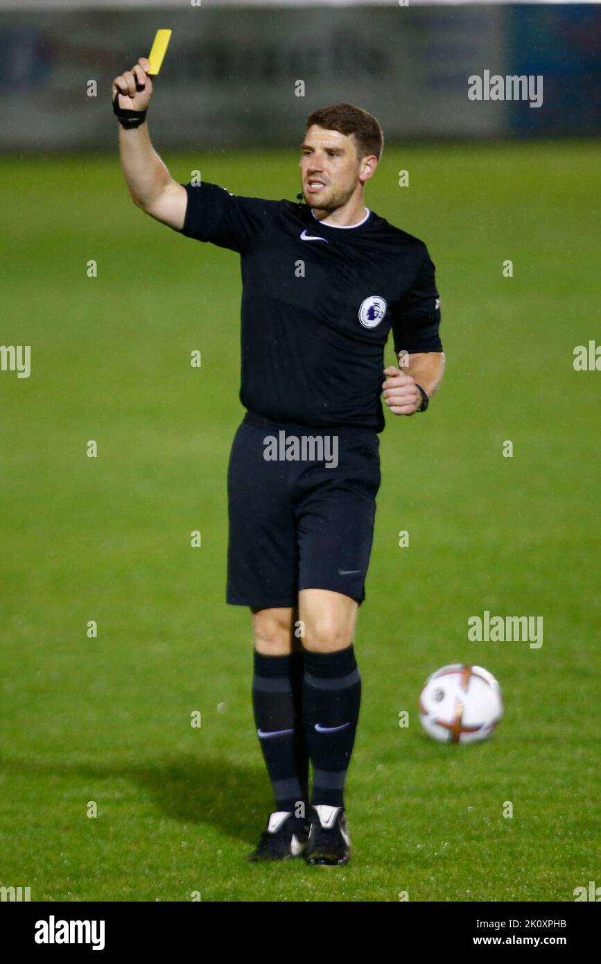 DAGENHAM ENGLAND - SEPTEMBER  13 : Referee Sam Mulhall during Premier League International Cup match between West Ham United U21s against Sparta Pragu Stock Photo