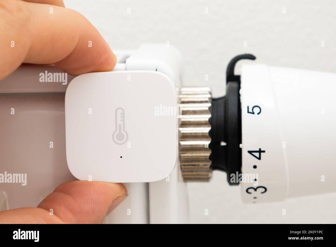 Heat sensor on the battery for temperature control and man hand