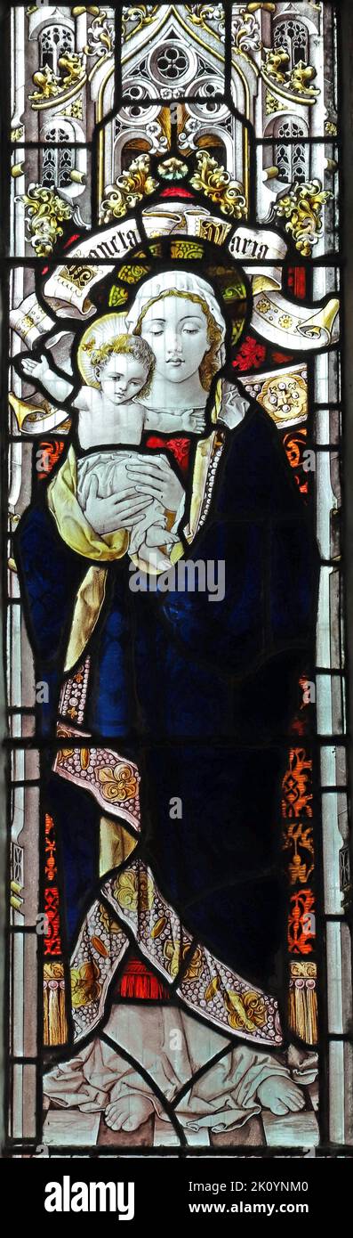 Stained glass window by Percy Bacon & Brothers depicting The Blessed Virgin Mary & Child, St Sidwell's Church, Laneast, Cornwall Stock Photo