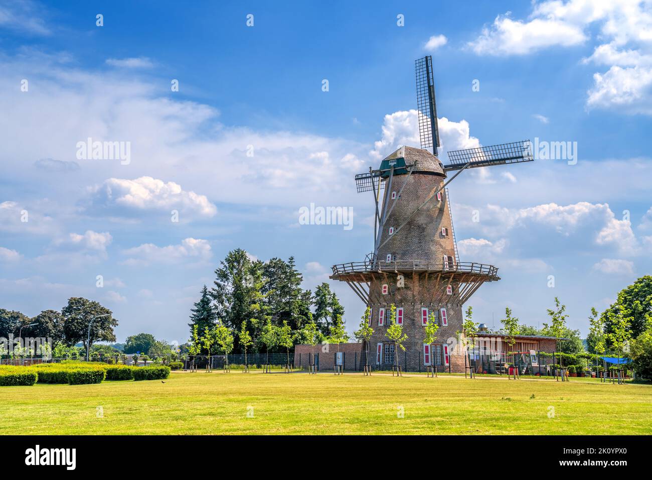 Apx hi-res stock photography and images - Alamy