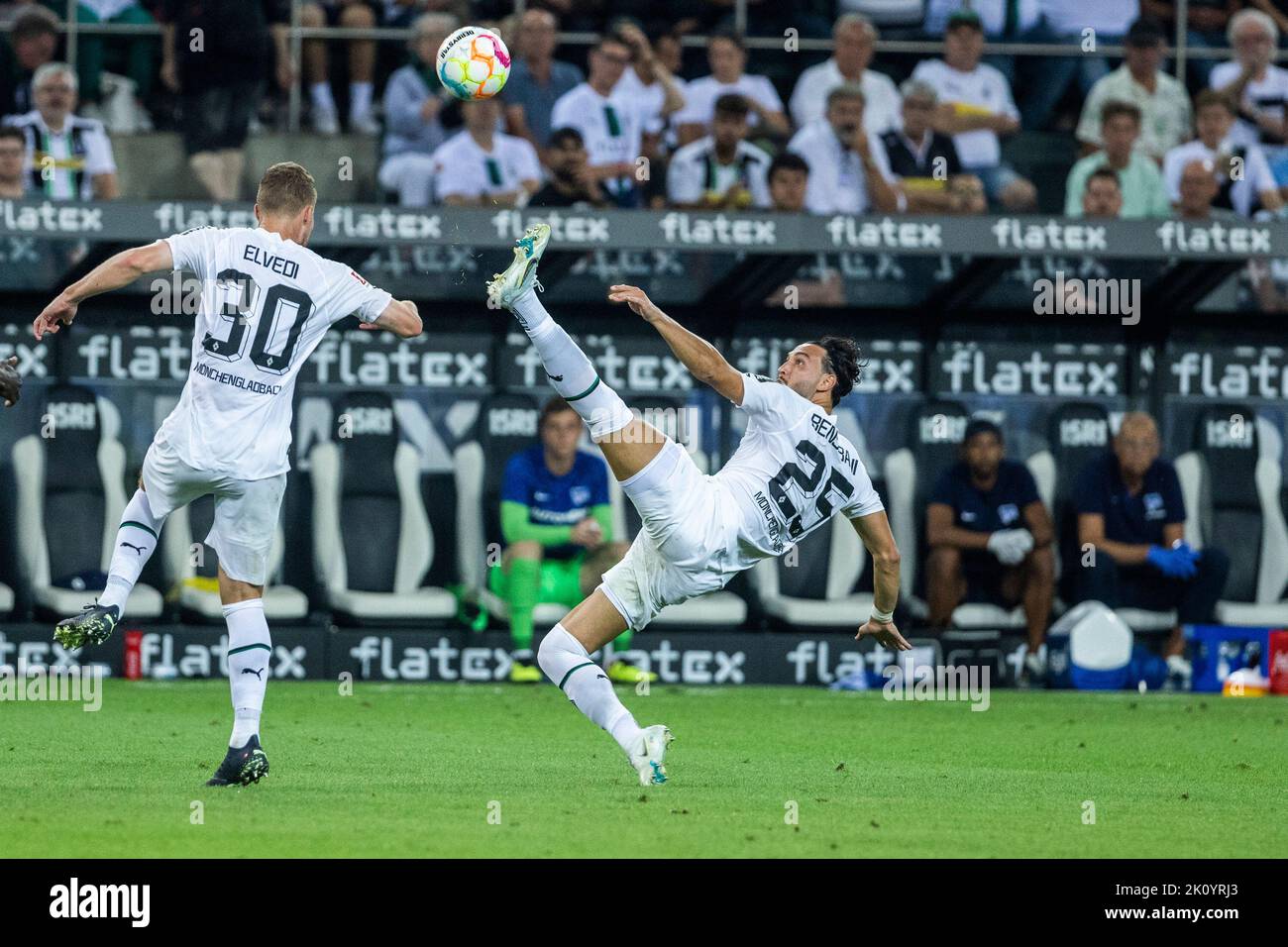 Mönchengladbach, Borussia-Park, 19.08.22: Ramy Bensebaini (Gladbach) am Ball beim 1. Bundesliga Spiel Borussia Mönchengladbach vs. Hertha BSC Berlin. Stock Photo