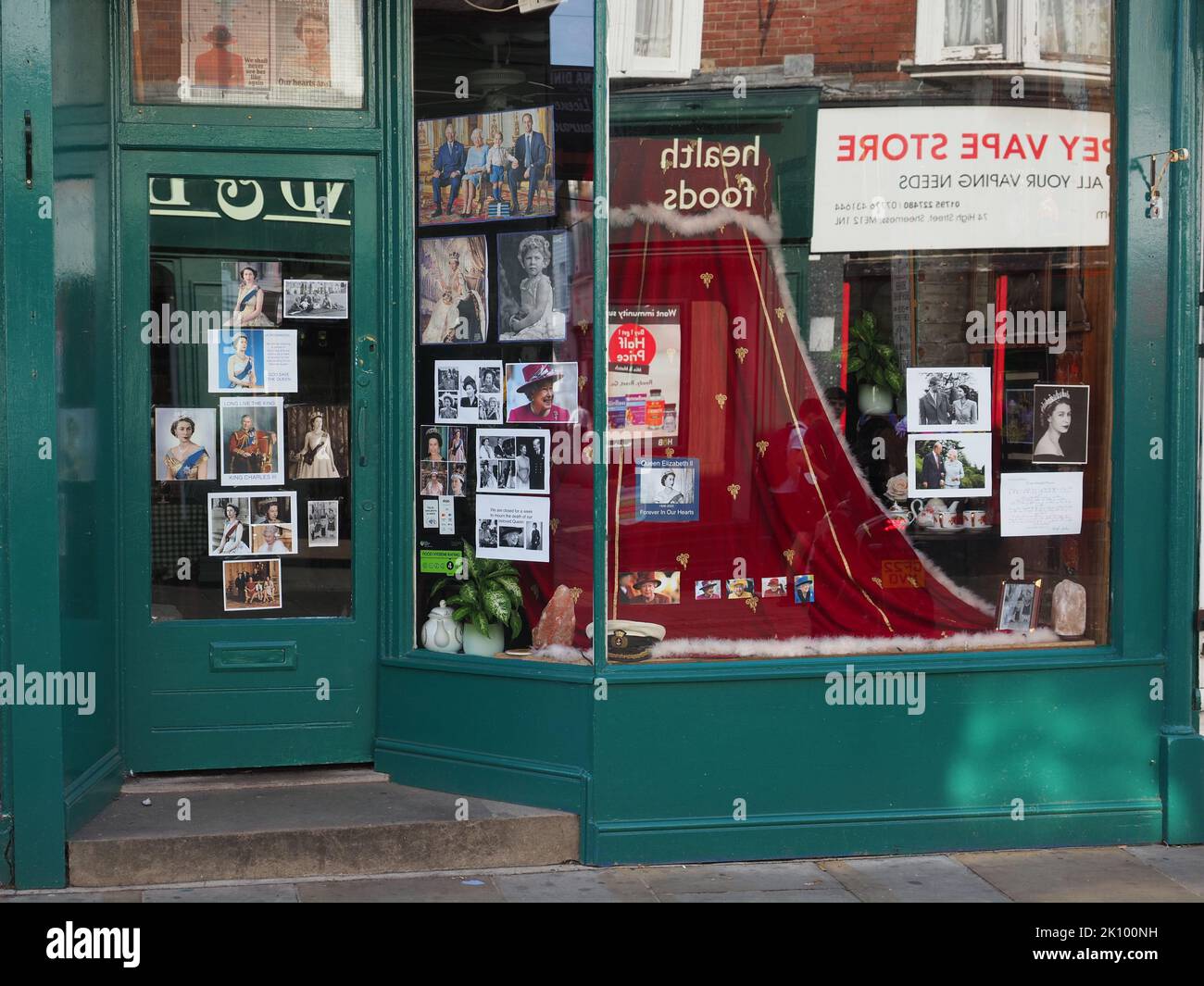 Sheerness, Kent, UK. 14th Sep, 2022. A shop decorated with tributes to Queen Elizabeth II seen in Sheerness, Kent. Credit: James Bell/Alamy Live News Stock Photo