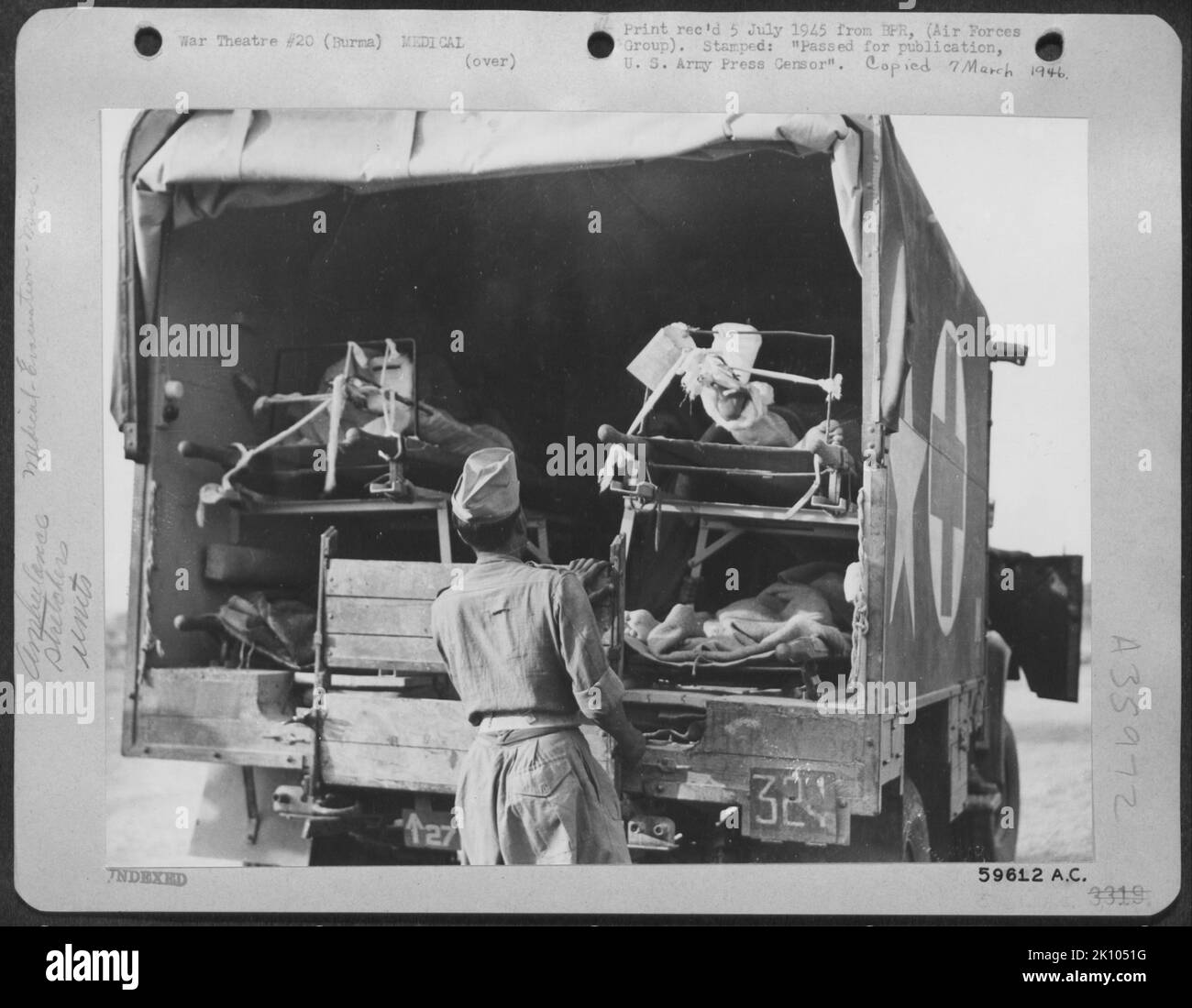 Casualties evacuation Black and White Stock Photos & Images - Alamy
