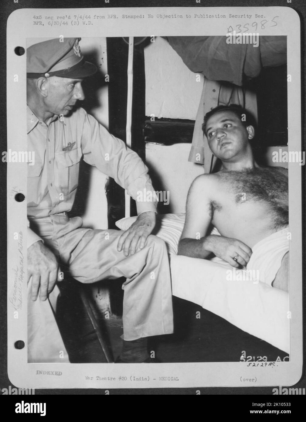 Wwii military field hospital Black and White Stock Photos & Images - Alamy