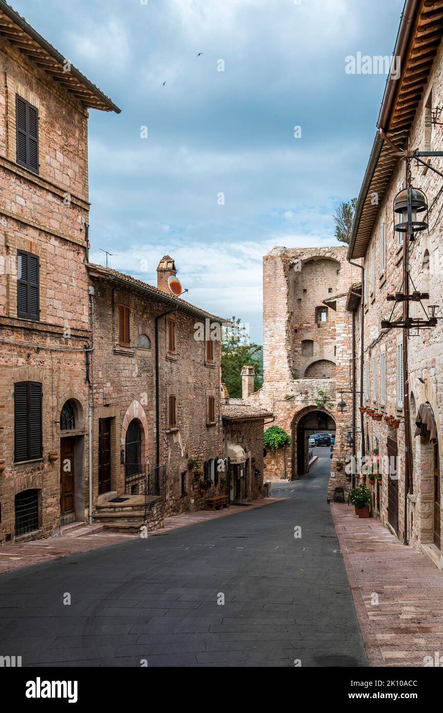 Assisi, a journey through history and religion Stock Photo - Alamy