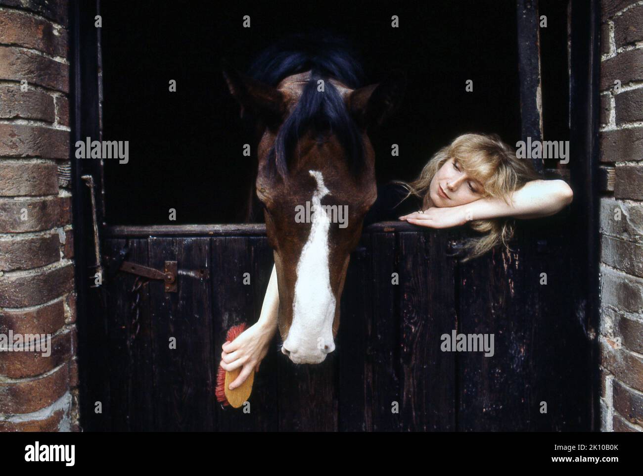 British Actress Cheryl Campbell with her horse in 1980 Stock Photo