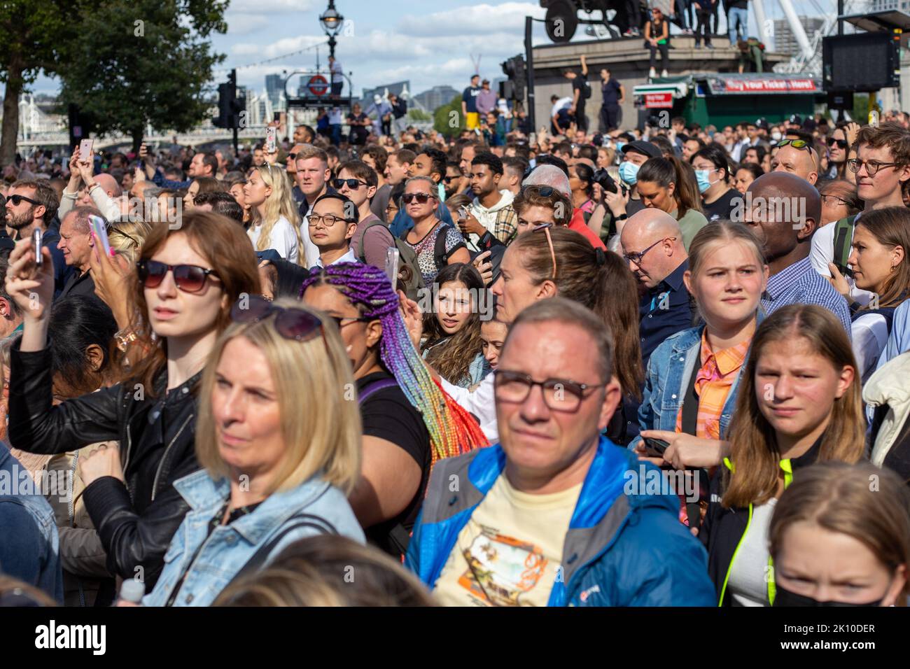 Royal procession photograph hi-res stock photography and images - Alamy
