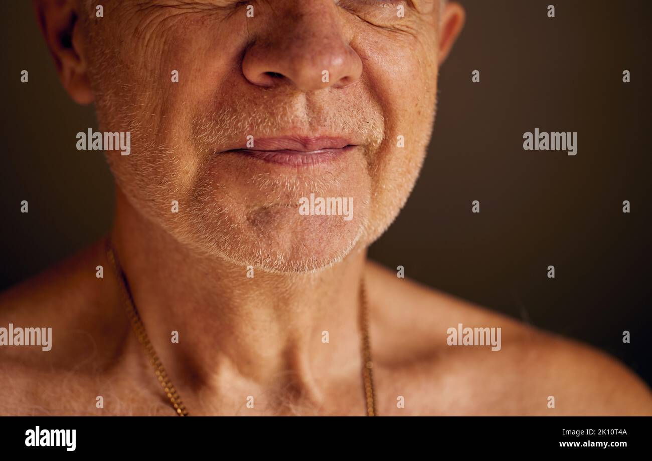 Unshaved man hi-res stock photography and images - Alamy
