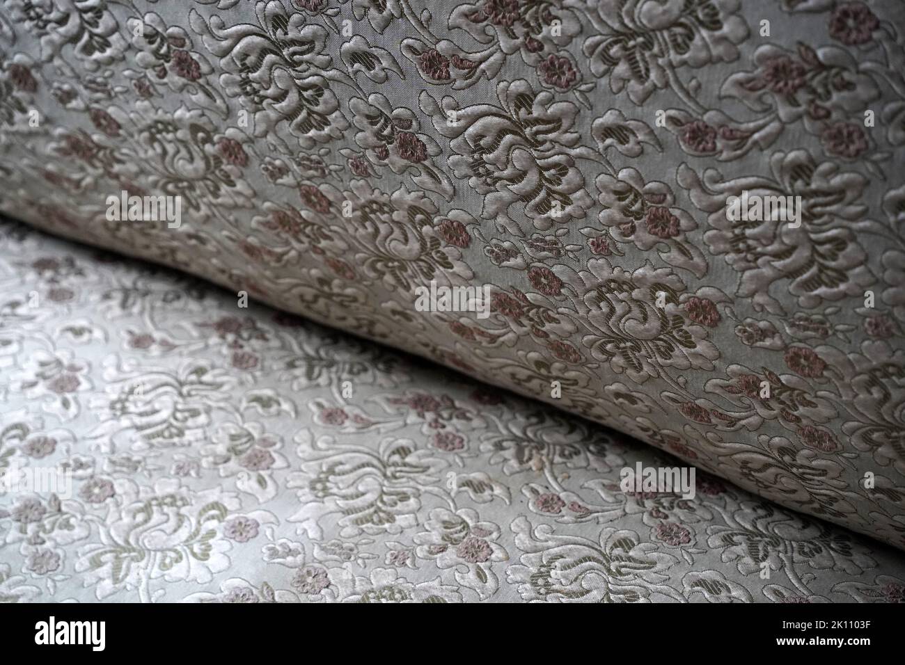 old couch sofa fabric detail Stock Photo - Alamy
