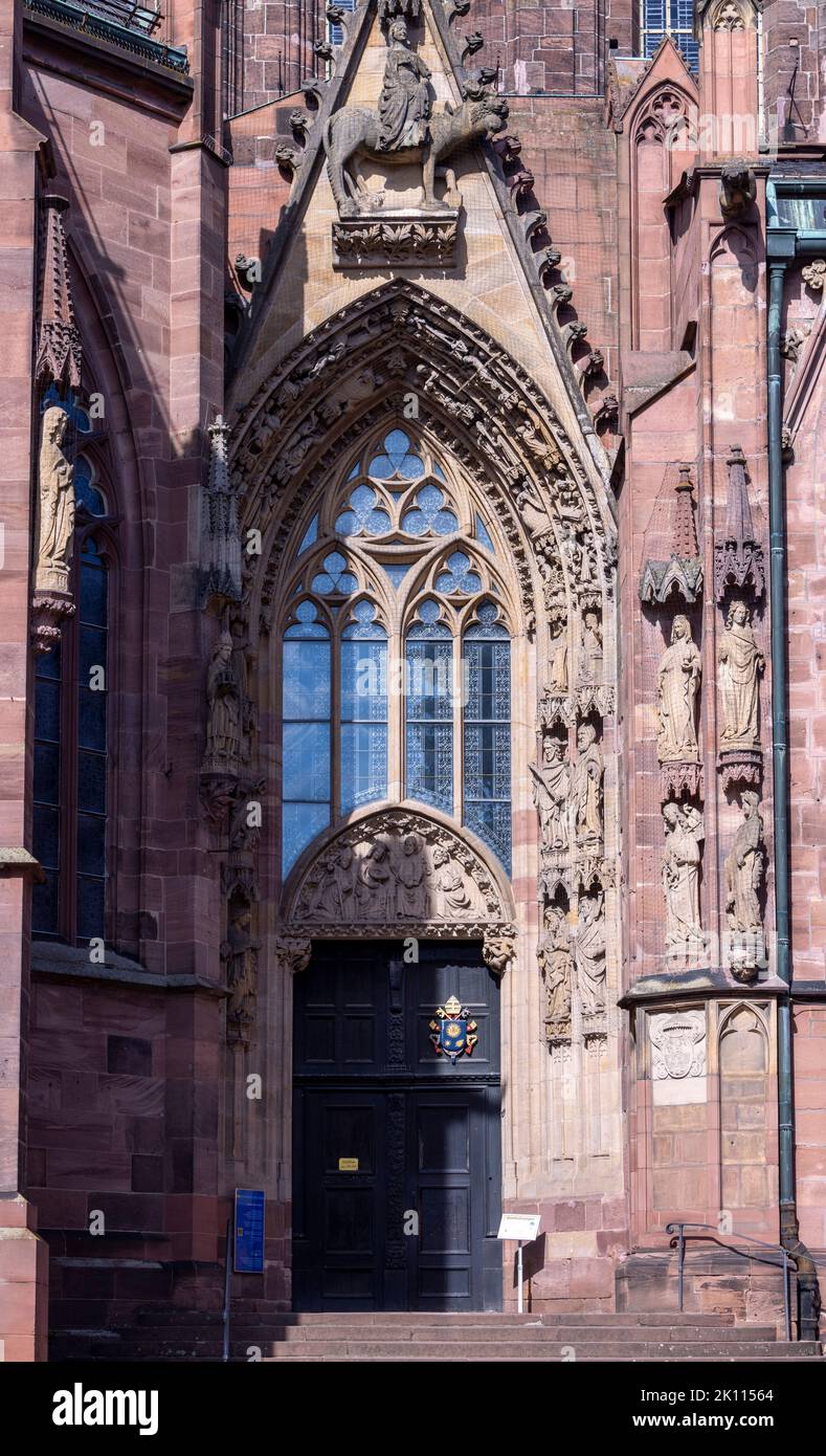 Gothic 14th century South portal, St Peter's Cathedral, Wormser Dom