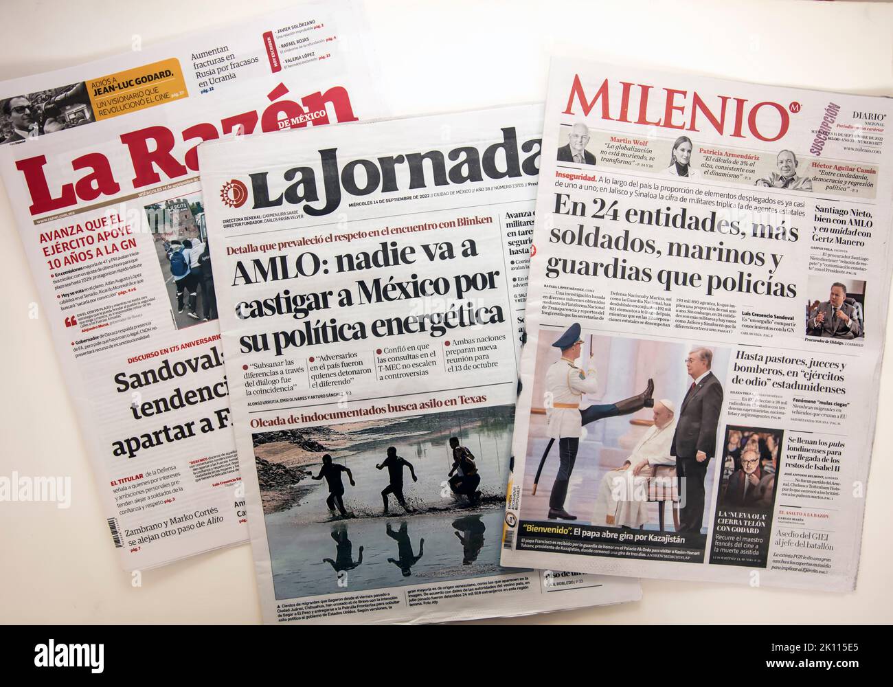 Mexico newspaper front pages for 14 September 20222 Stock Photo