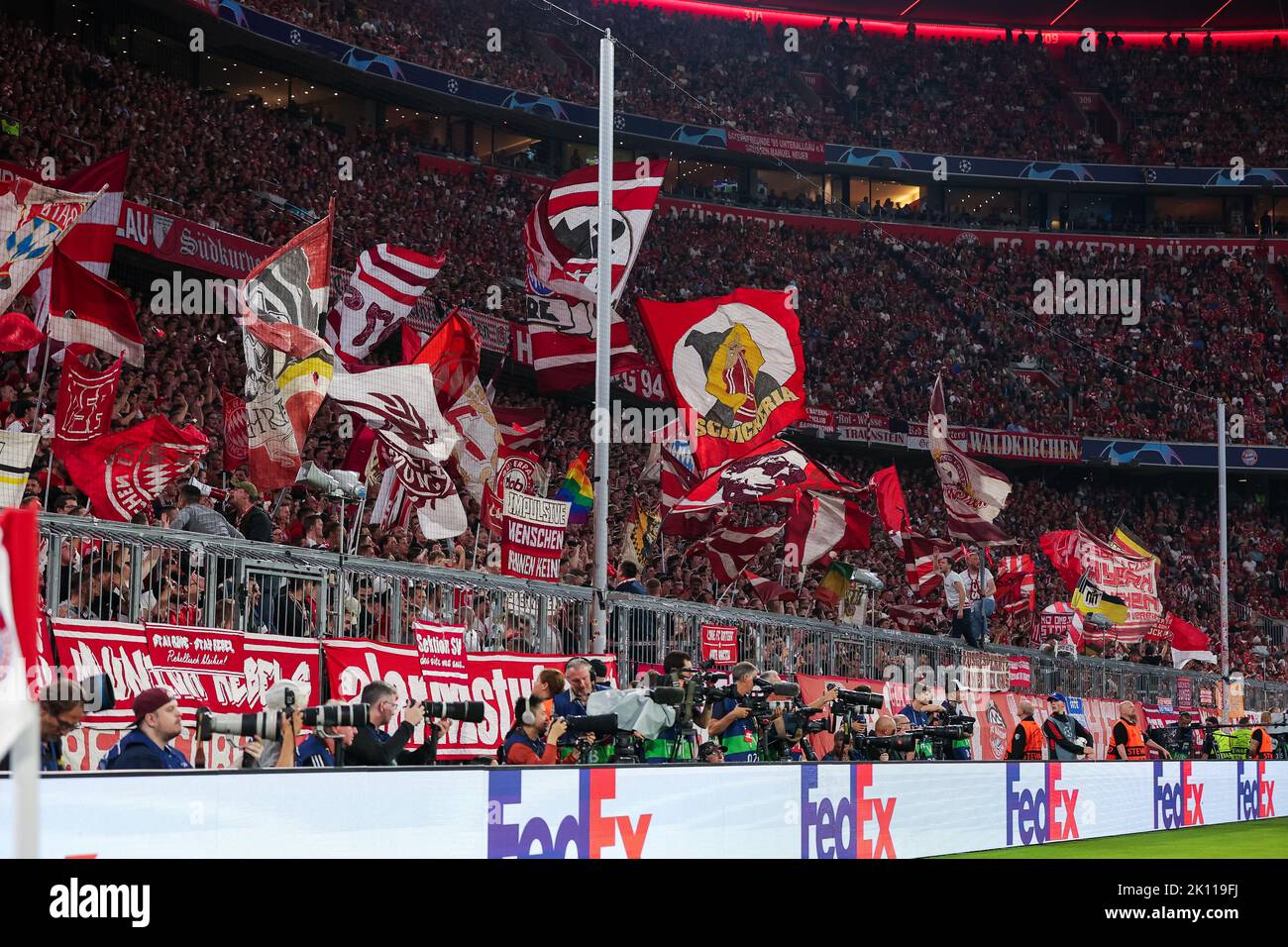 500 Bayern Fans Banned After Arena Fight 500 Bayern Fans Banned After Arena Fight