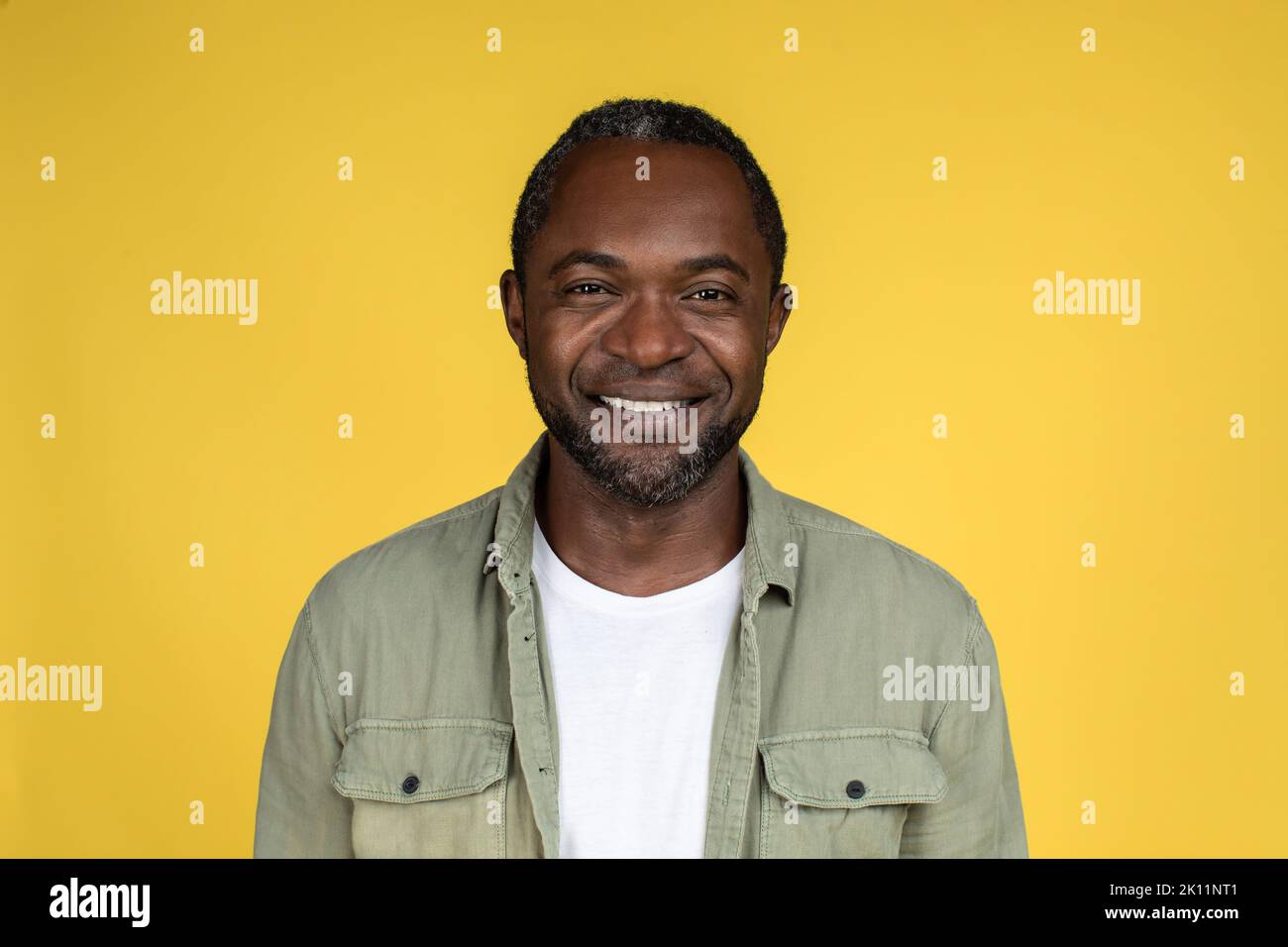 Adult african american male hi-res stock photography and images - Alamy