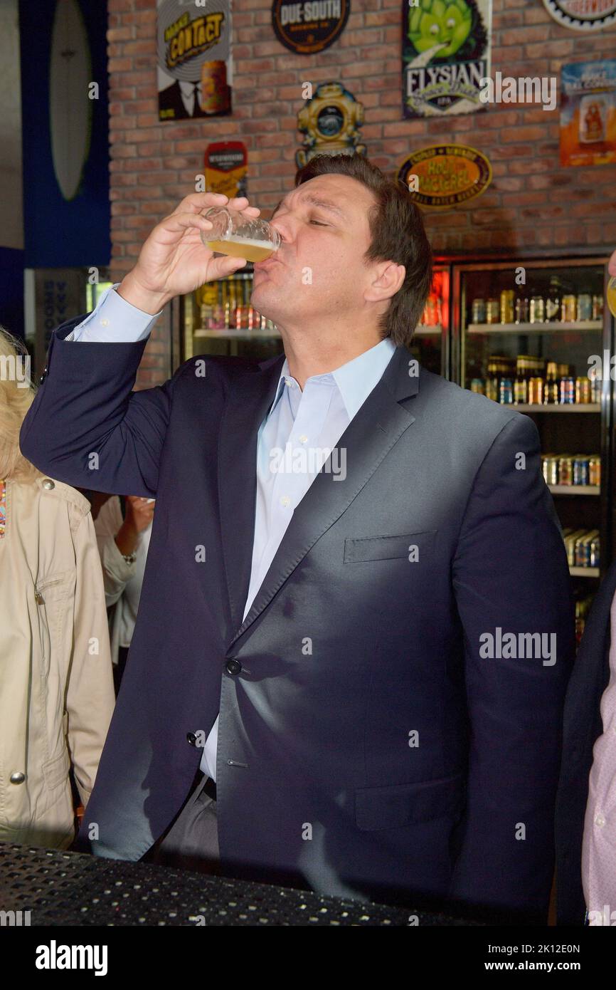 DELRAY BEACH, FL - APRIL 24: Florida Governor Ron DeSantis makes a toast with his beer as attends the grand opening and ribbon cutting ceremony for Delray Beach Market presented by Menin.  Delray Beach Market is the largest food hall to ever be constructed in the state of Florida on April 24, 2021 in Delray Beach, Florida.   People:  Governor Ron DeSantis Stock Photo