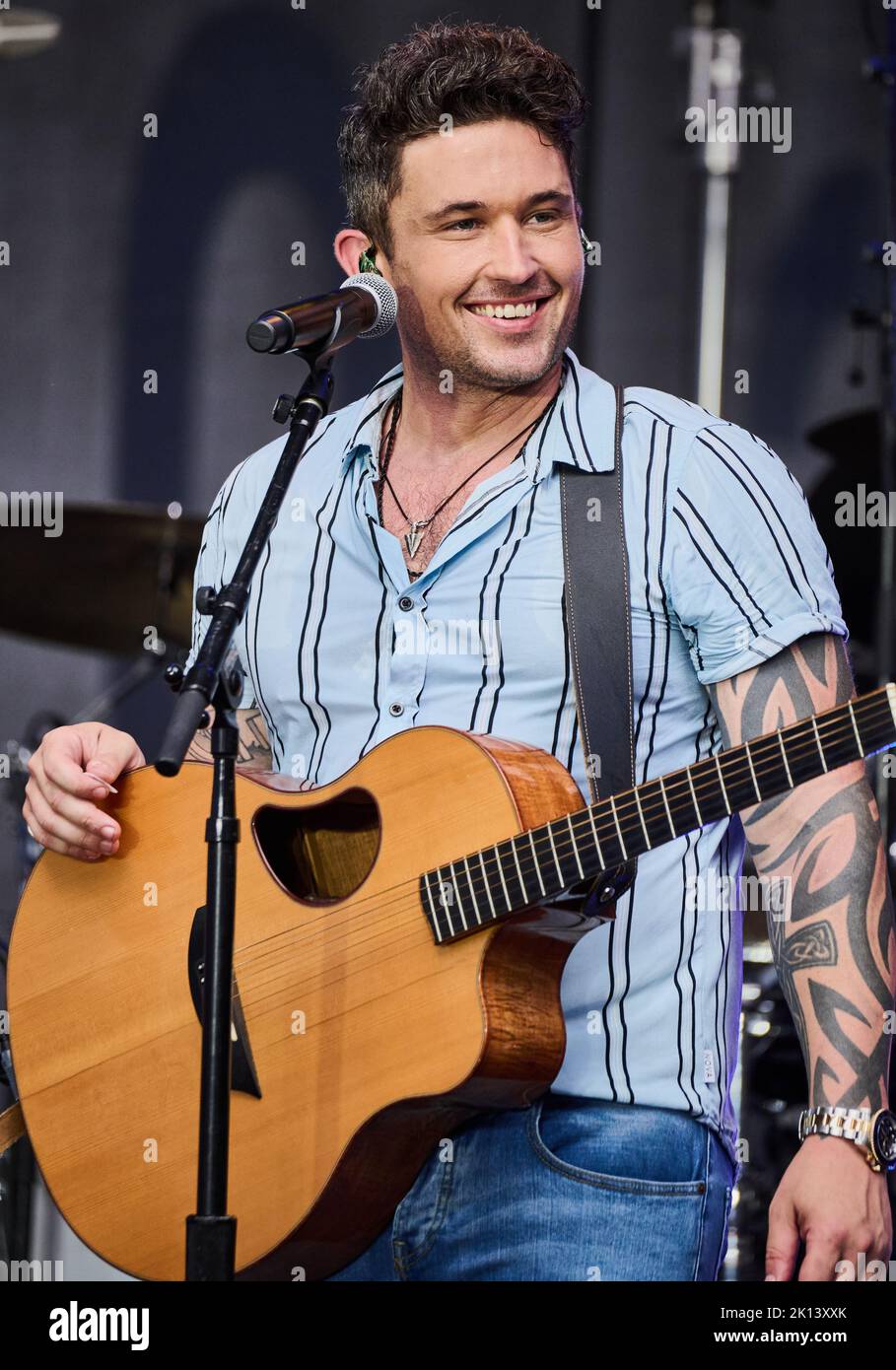 NEW YORK, NY, USA - AUGUST 05, 2022: Michael Ray Performs on FOX & friends All-American Summer Concert Series at FOX Square. Stock Photo