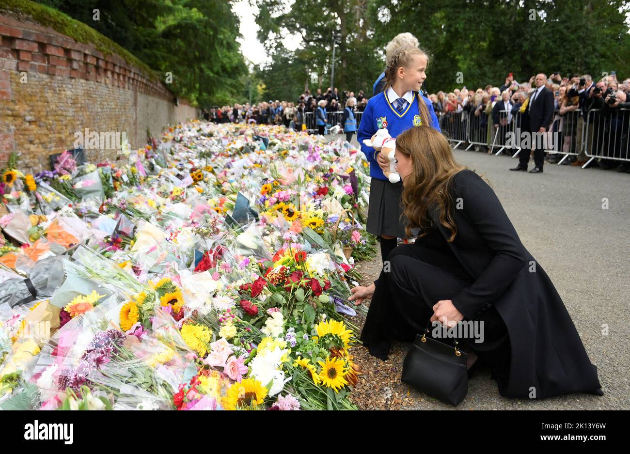 The Princess of Wales views floral tributes left by members of the public at the gates of Sandringham House in Norfolk, following the death of Queen Elizabeth II. Picture date: Thursday September 15, 2022. Stock Photo