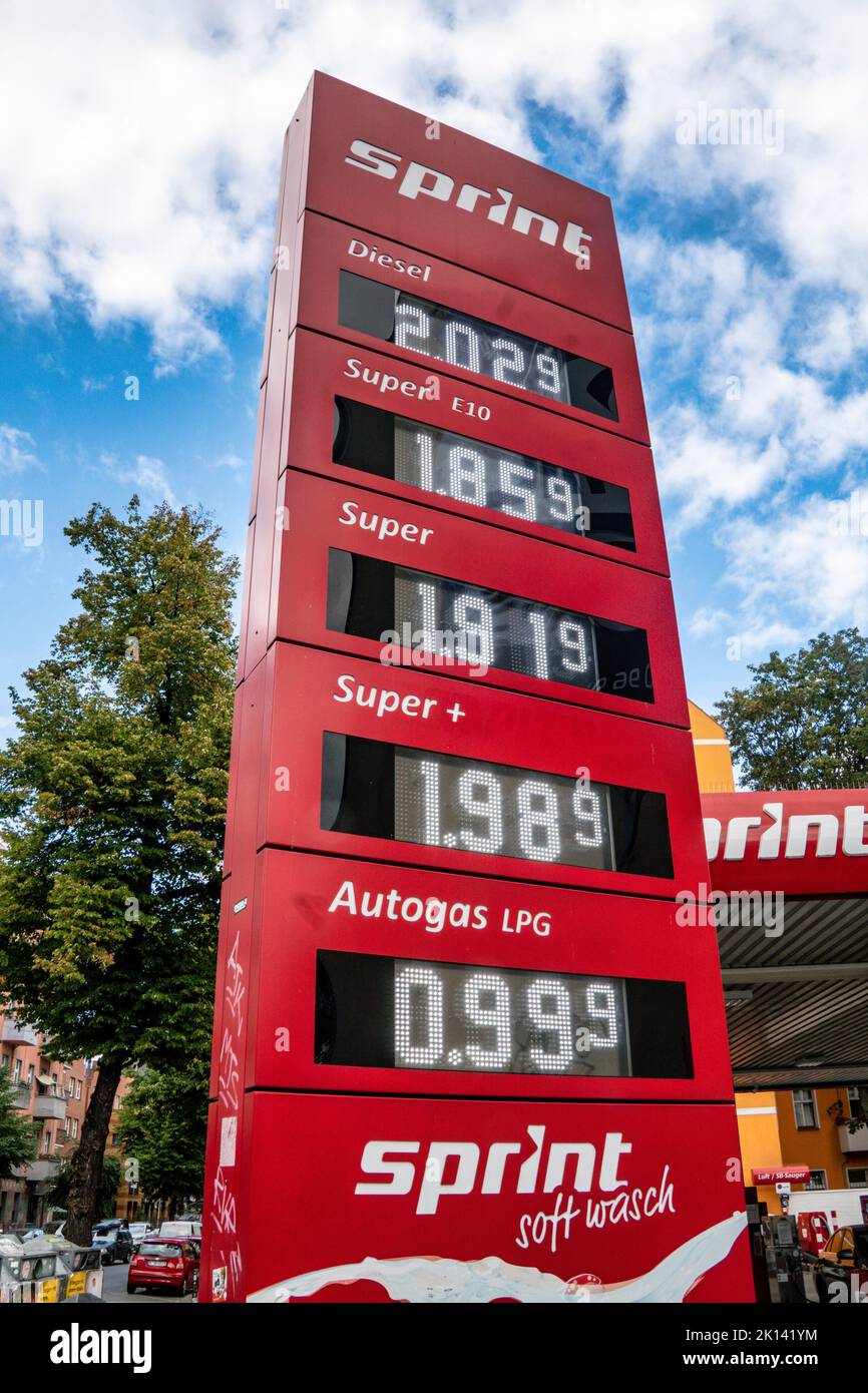 Preistafel Sprint Tankstelle 01. September 2022 nach Wegfall des Tankrabatts, Berlin, Deutschland, Stock Photo