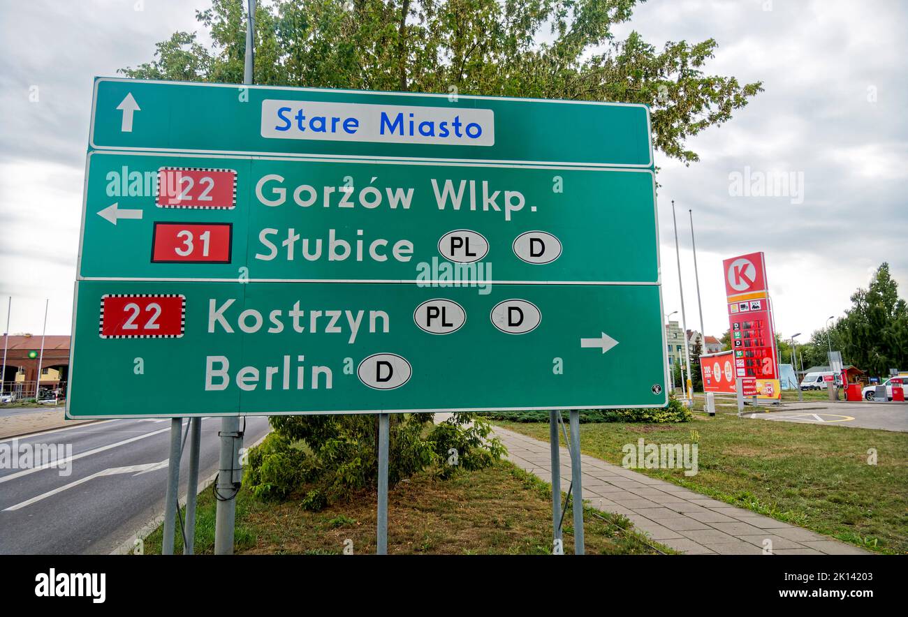 billiger Sprit bei Circle K Tankstellen in Kostrzyn, Polen. Preistafel, Tanktourismus, Spritpreise. Stock Photo