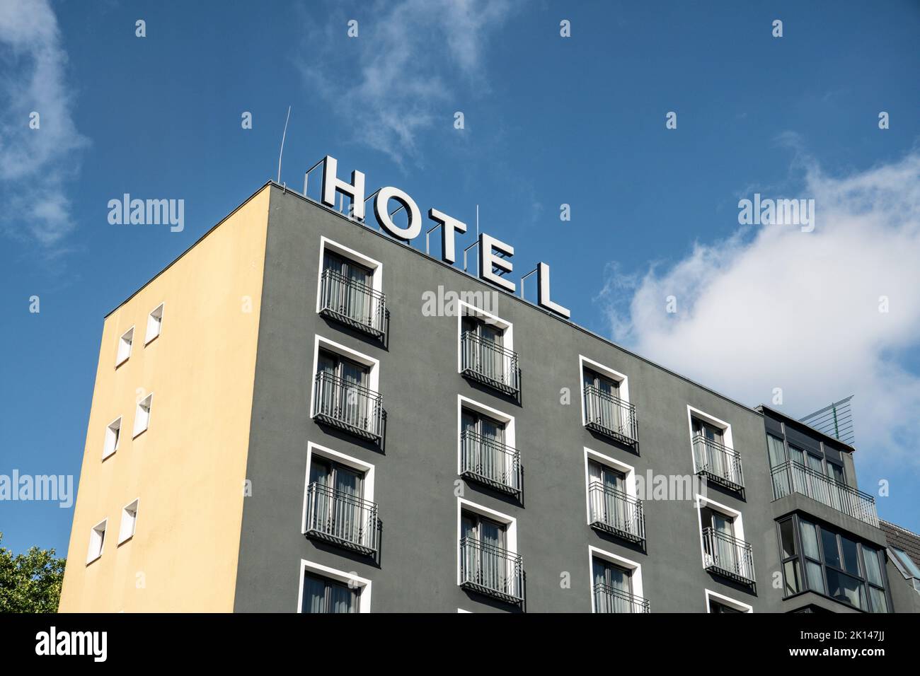 Hotel an der Revaler Straße in Berlin-Friedrichshain Stock Photo