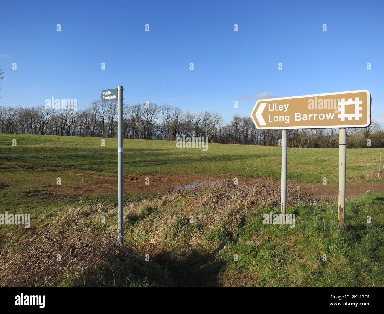 Cotswold Way long distance footpath National Trail. The Cotswolds AONB. South west England. UK