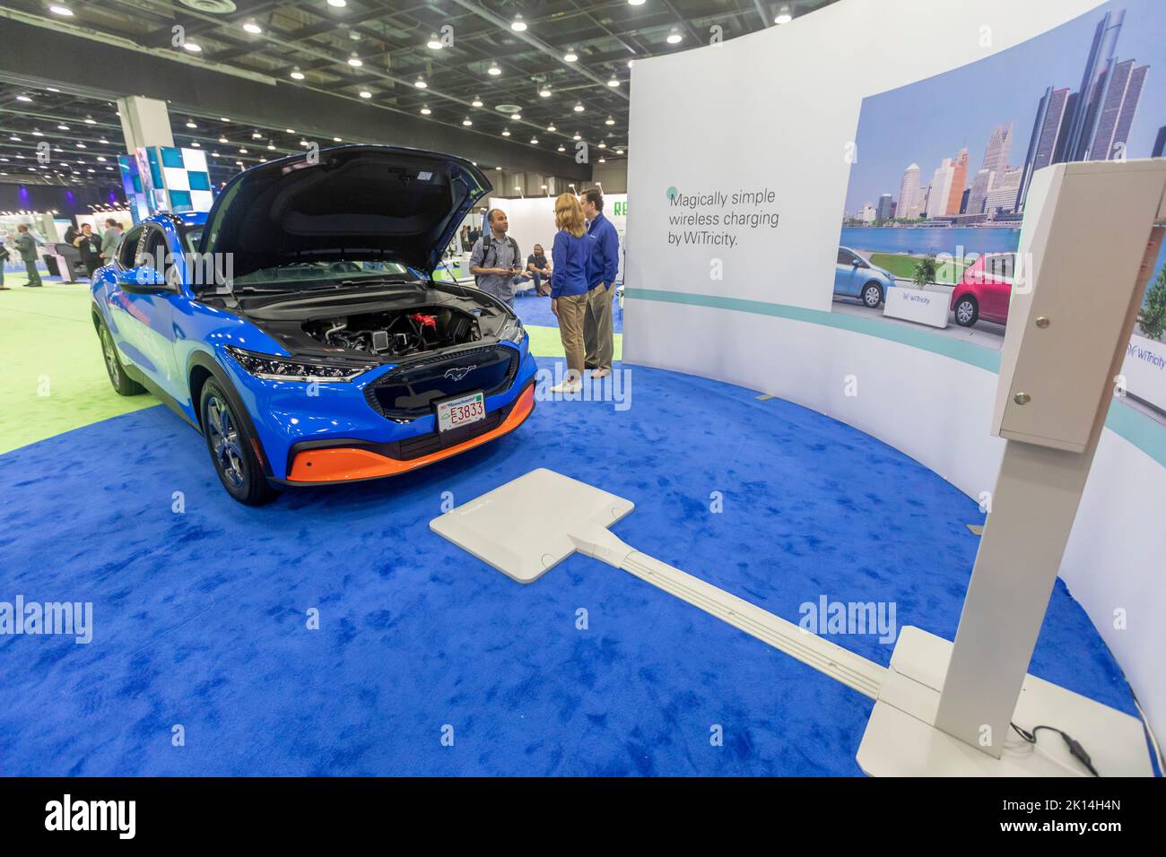 Detroit, Michigan, USA. 14th Sep, 2022. A wireless car charging system by WiTricity on display at the North American International Auto Show. Credit: Jim West/Alamy Live News Stock Photo