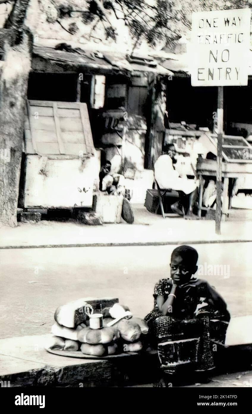 Street vendors in central Accra, Ghana c.1958 Stock Photo - Alamy