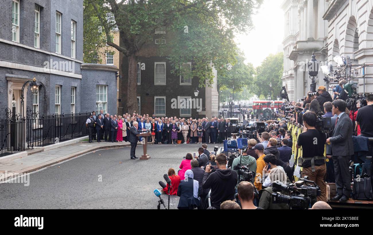 Outgoing Prime Minister Boris Johnson delivers his last speech at Downing Street and sets off to tender his resignation to the Queen at Balmoral, Scot Stock Photo